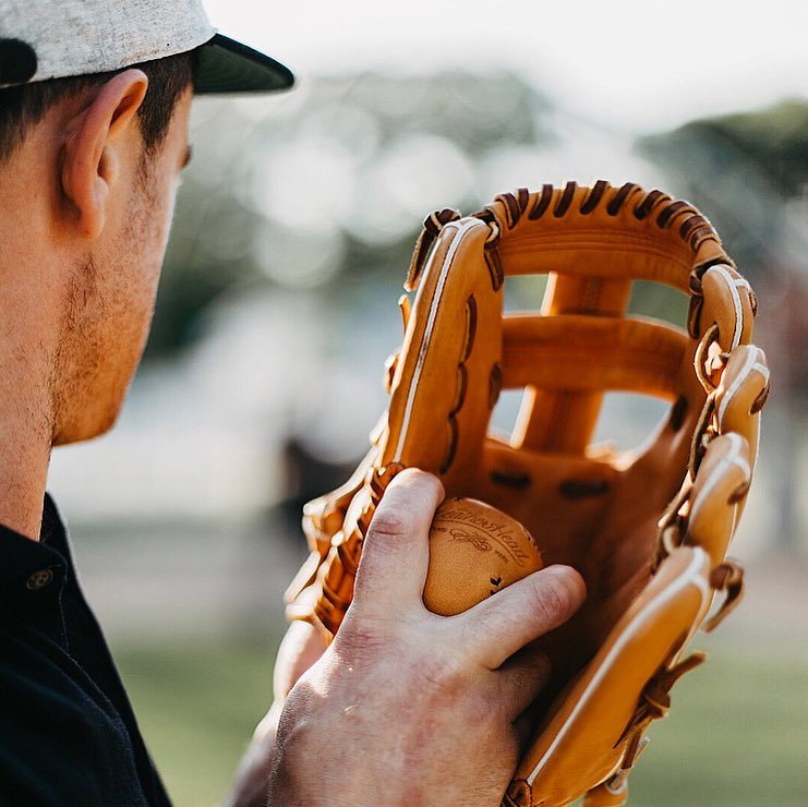 Baseball leather gloves online